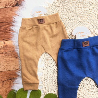 Kit 3 Calças - Leão - Caramelo, Marinho e Areia